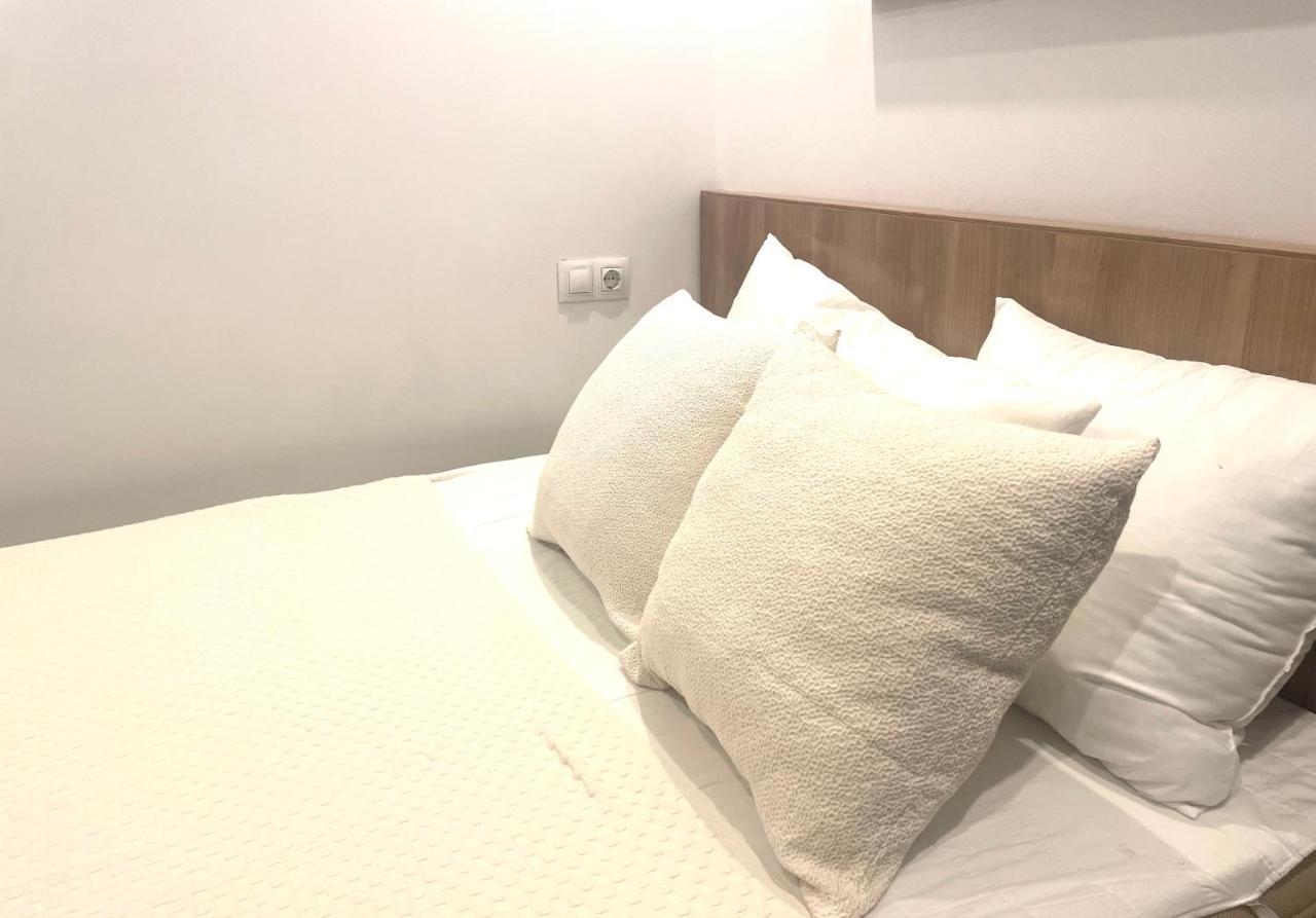 Loft En El Mercado Del Fontan オビエド エクステリア 写真