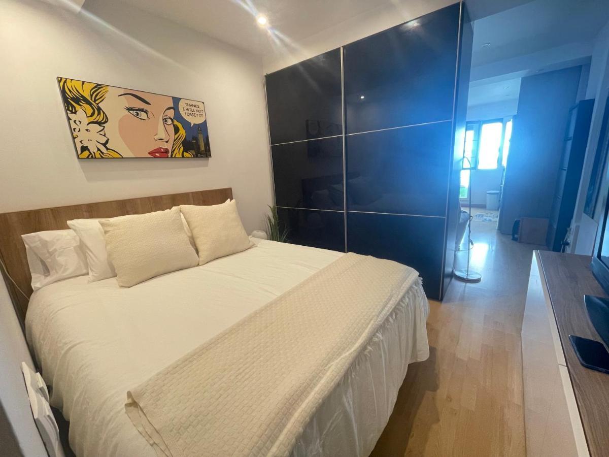 Loft En El Mercado Del Fontan オビエド エクステリア 写真